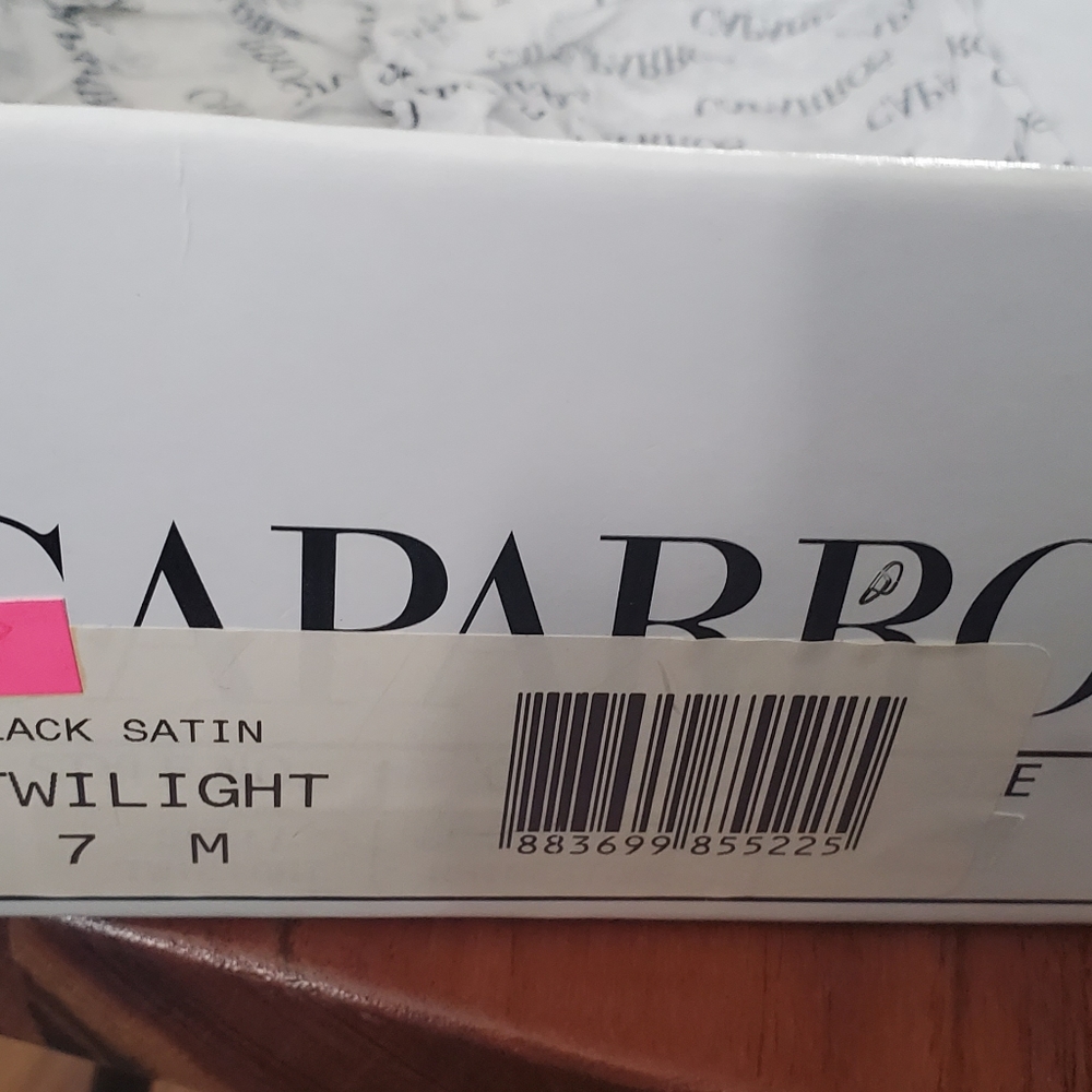Caparros black n silver evening shoe 7 like brand new